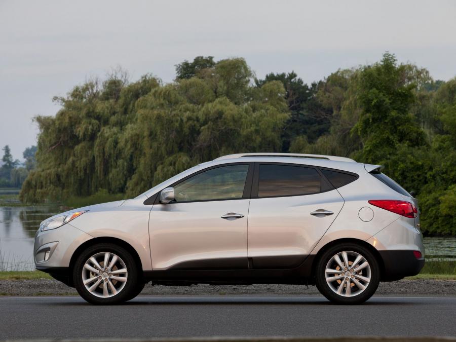  Hyundai Tucson 2010 года  (US) (фото 15 из 16)